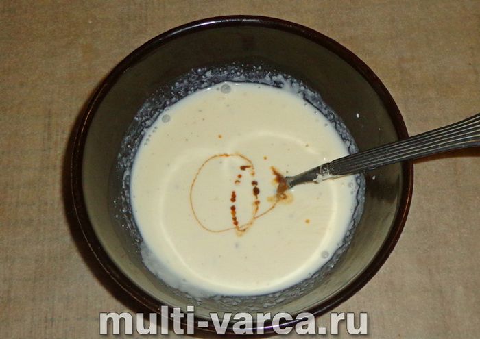Картопляна запіканка з сосисками в духовці