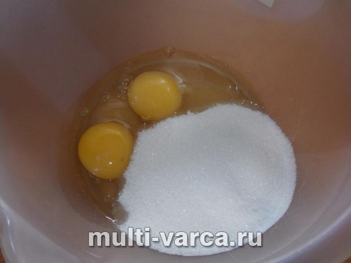 Кекс із цукатами та шоколадом
