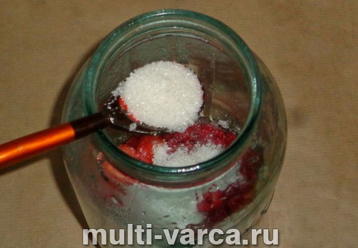 Компот із полуниці та малини на зиму
