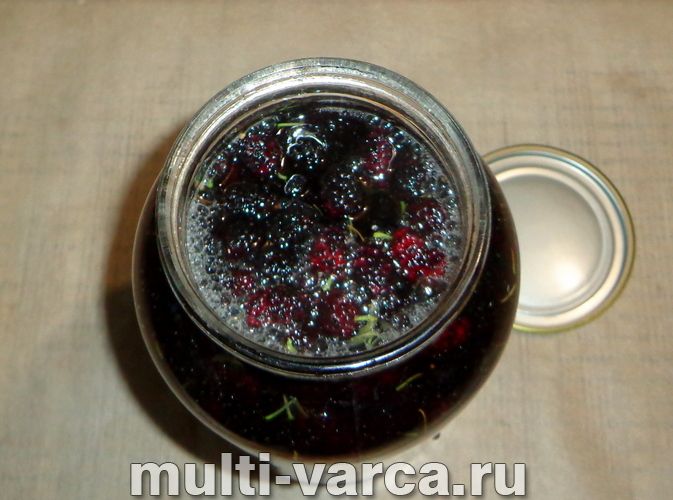 Компот із шовковиці з апельсином на зиму