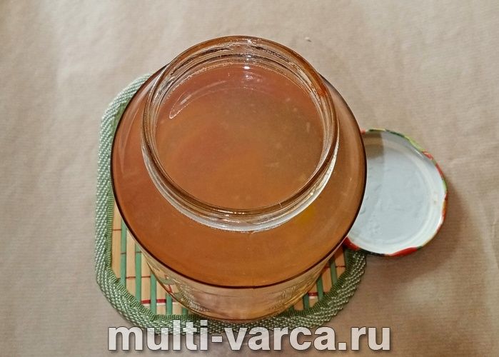 Компот зі сливи з м'ятою на зиму