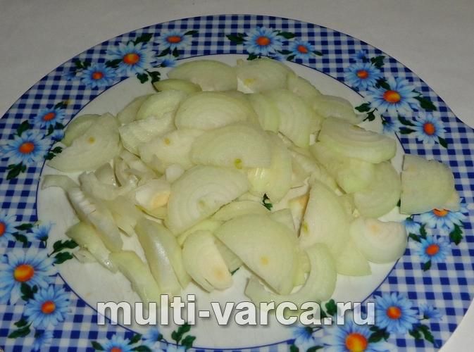 Курка з баклажанами в мультиварці