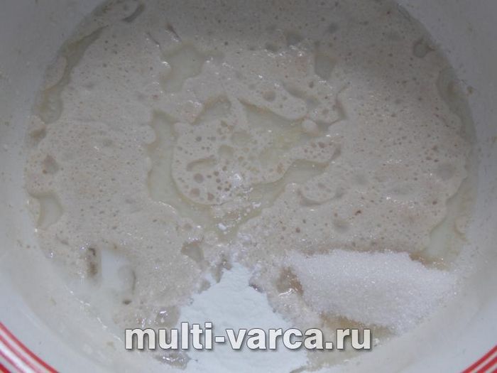 Печені пиріжки з грушею