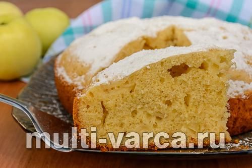 Пиріг із борошна, що самопіднімається, з яблуками