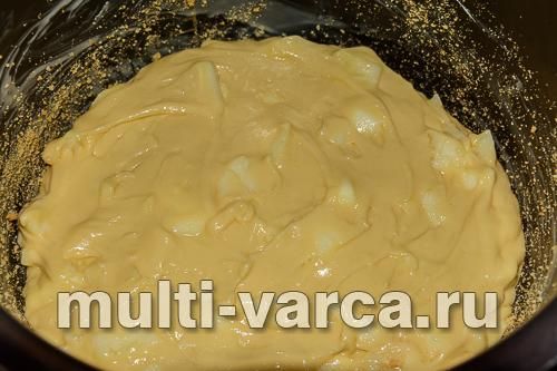 Пиріг із борошна, що самопіднімається, з яблуками