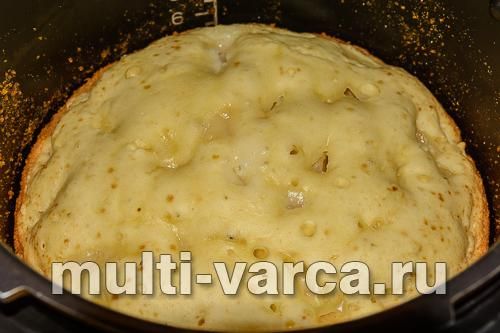 Пиріг із борошна, що самопіднімається, з яблуками