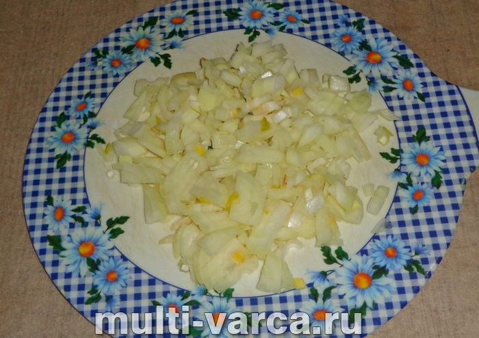 Плов із курячими сердечками в мультиварці