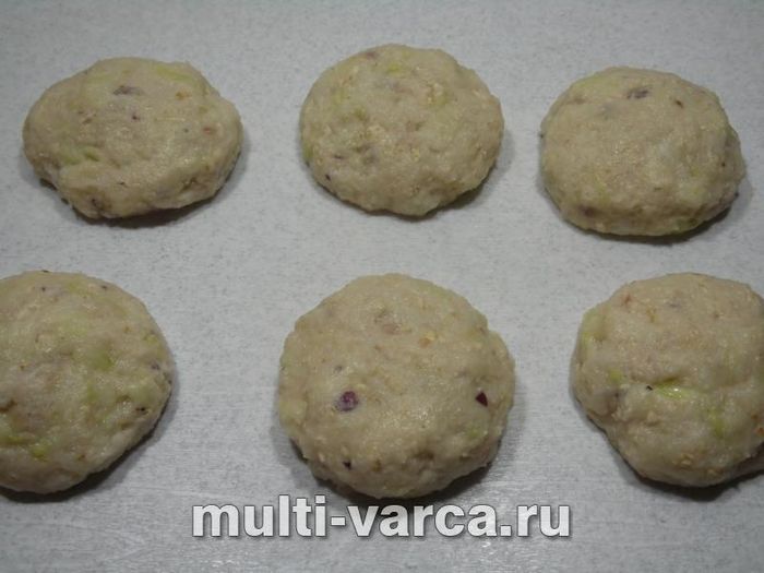 Рибні котлети, запечені в мультиварці