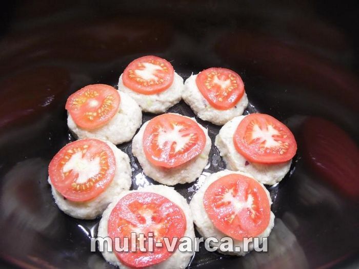 Рибні котлети, запечені в мультиварці