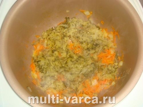 Розсольник зі свининою та рисом