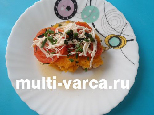 Сайда, запечена з гарбузом і помідорами