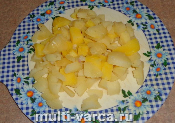 Салат із шинкою і яблуком "Шматочок сиру"
