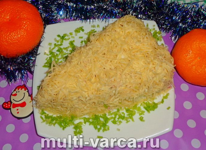 Салат із шинкою і яблуком "Шматочок сиру"