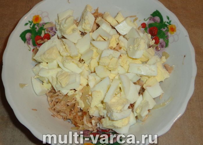 Салат з індичкою та сиром