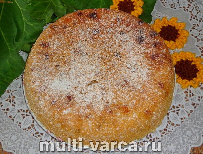 Шарлотка з ревенем у мультиварці
