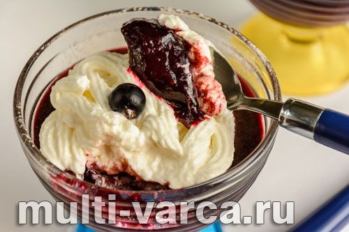 Смачний данський десерт Редгред мед флере Редгред мед флере