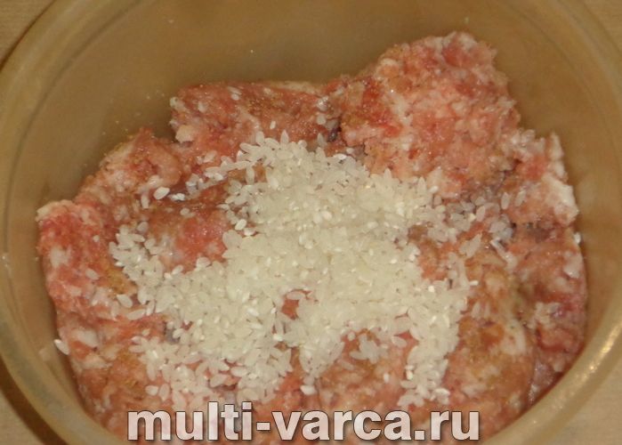 Тефтелі з сиром у мультиварці