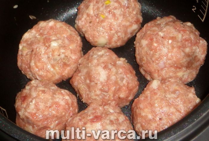 Тефтелі з сиром у мультиварці