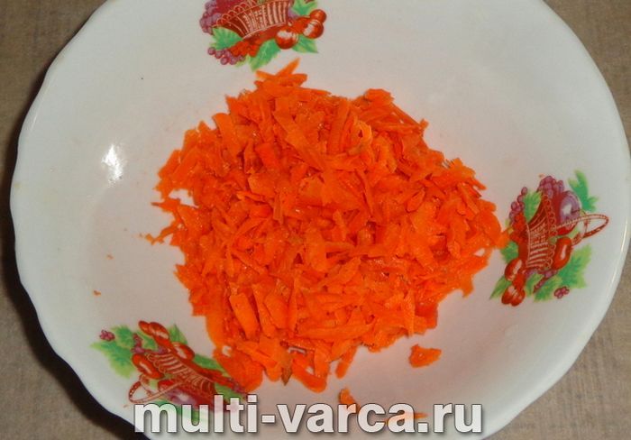 Вермішелевий суп із куркою в мультиварці