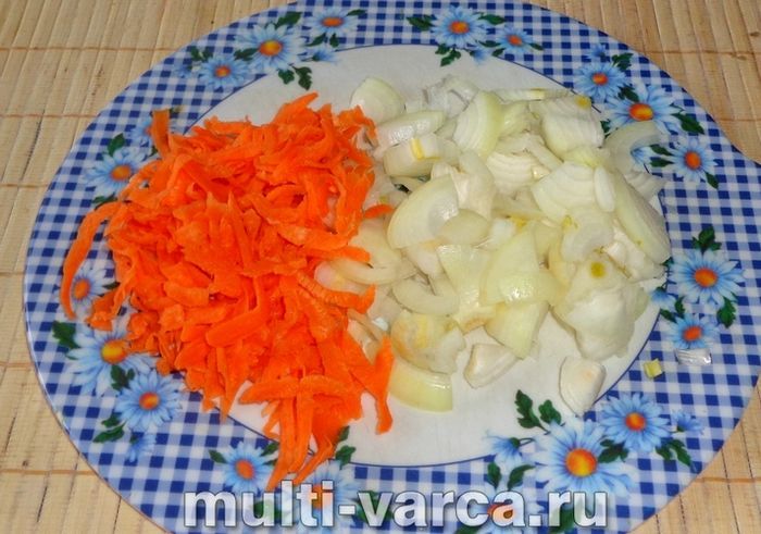 Азу з індички в мультиварці