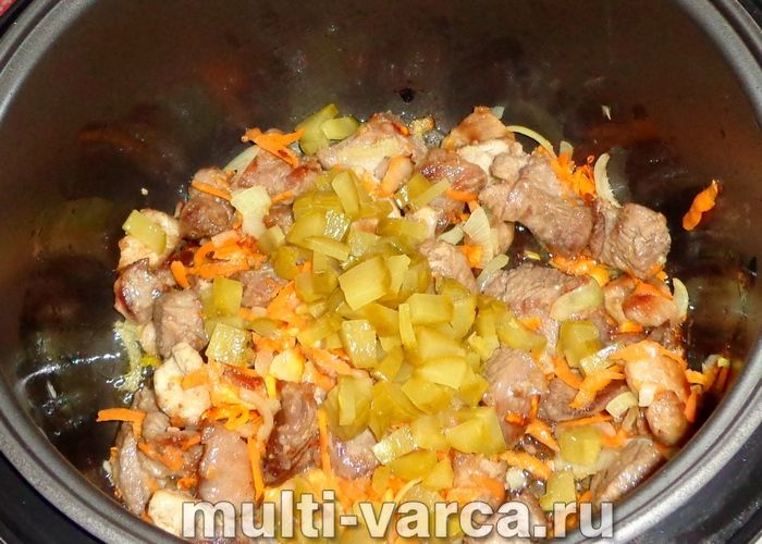 Азу з індички в мультиварці