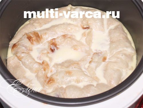 Баниця з сиром у мультиварці