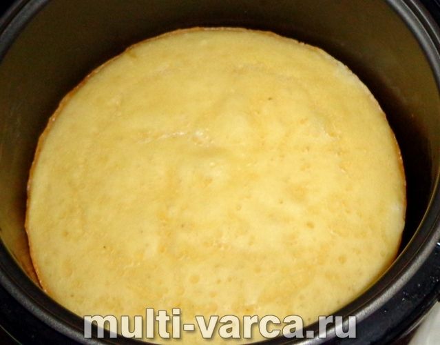 Бісквіт на кефірі в мультиварці