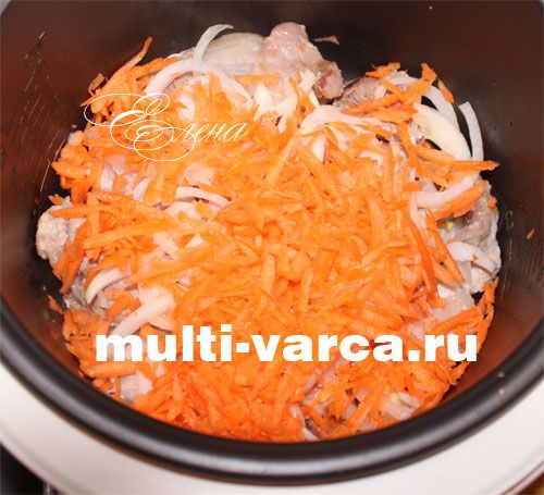 Борщ зі свинячими реберцями