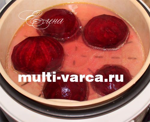 Борщ зі свинячими реберцями