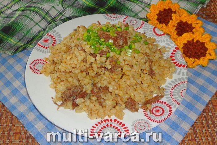 Булгур із тушонкою в мультиварці