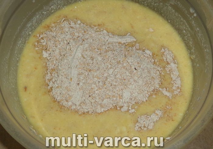 Дієтичний пиріг у мультиварці