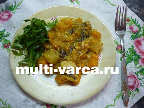 Гарбуз із куркою в мультиварці