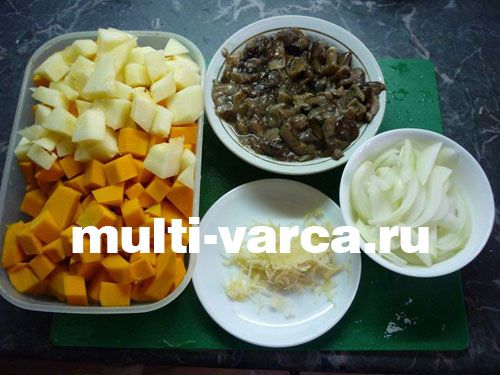 Гарбуз із куркою в мультиварці