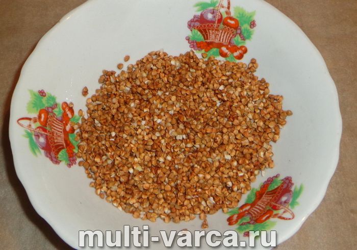 Гречка з реберцями в мультиварці