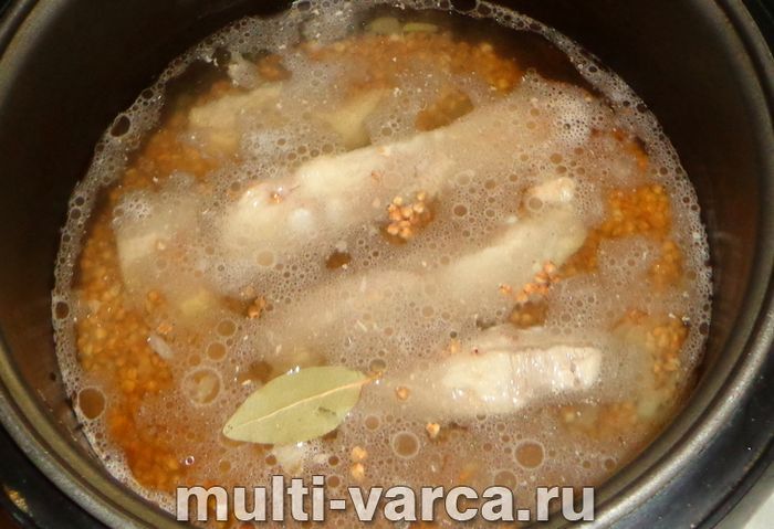 Гречка з реберцями в мультиварці