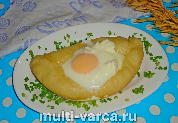 Хачапурі по-аджарськи в мультиварці