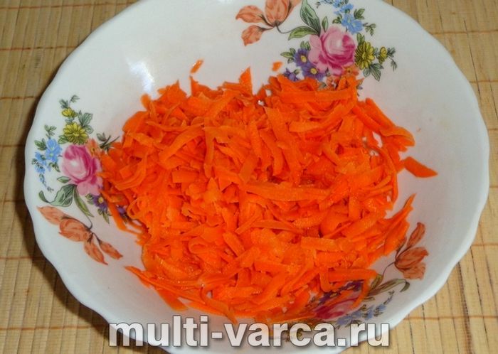 Качка з картоплею в мультиварці