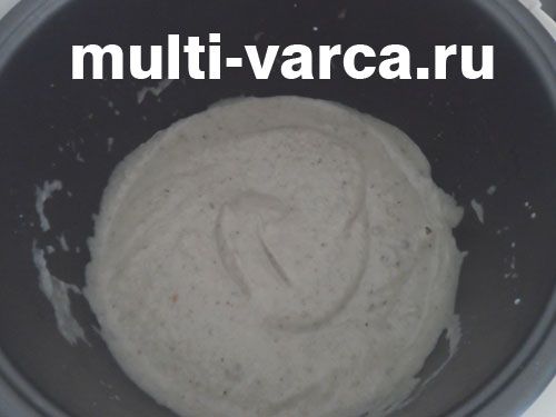 Картопляний суп-пюре з грибами та молоком у мультиварці
