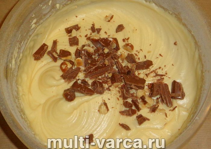 Кекс із шоколадом у мультиварці