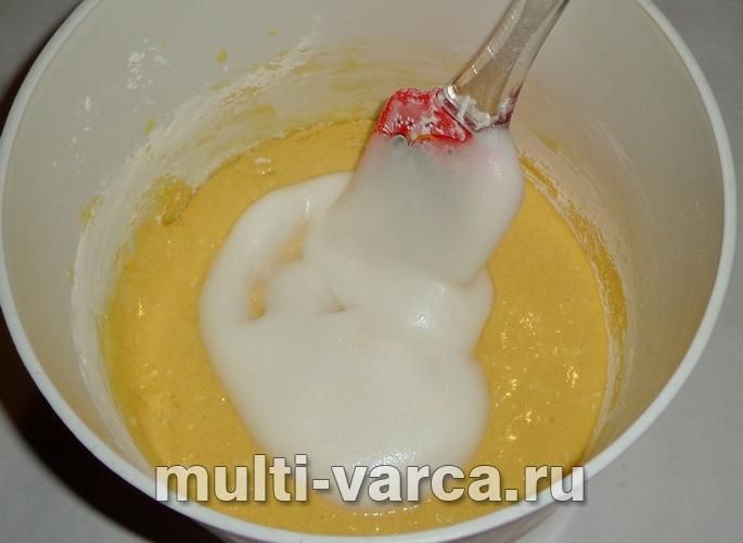 Кокосовий бісквіт у мультиварці