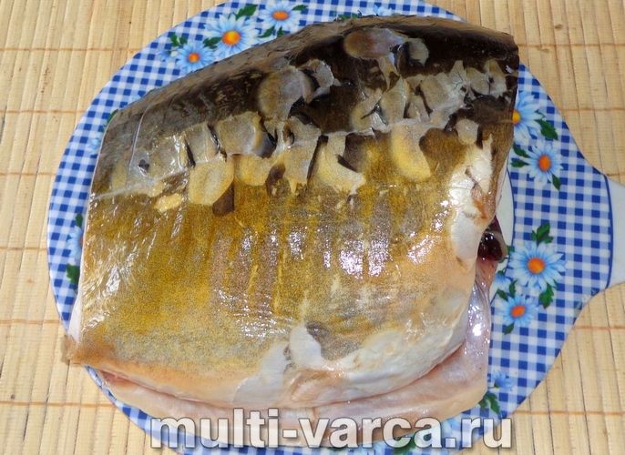 Короп, запечений у мультиварці