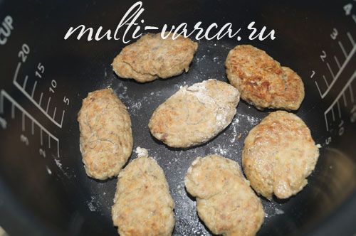 Котлети зі скумбрії в мультиварці