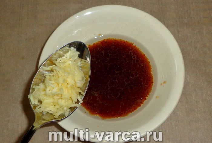 Курка в медово-соєвому соусі в мультиварці