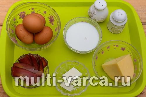 Омлет із начинкою з м