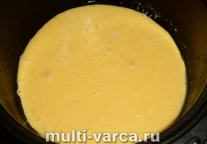 Пиріг із полуницею в мультиварці
