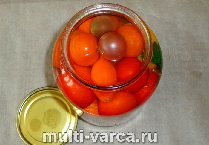 Помідори з петрушкою на зиму
