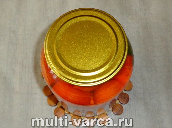 Помідори з петрушкою на зиму