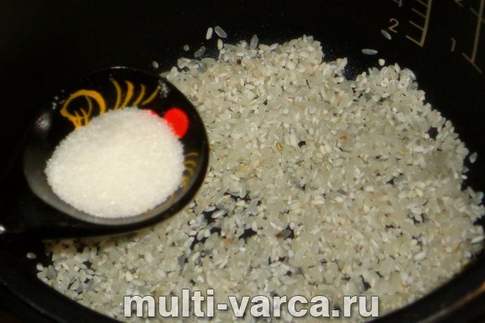 Рисова каша на воді
