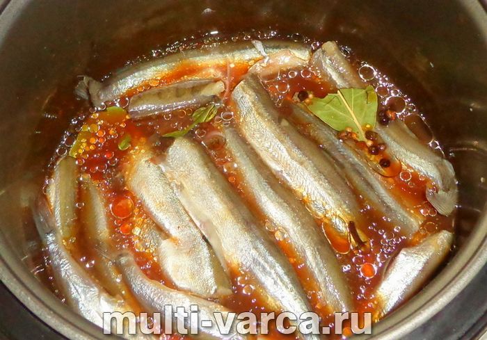 Шпроти з мойви в мультиварці