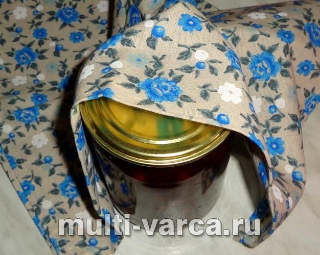 Сливовий джем із родзинками та волоськими горіхами